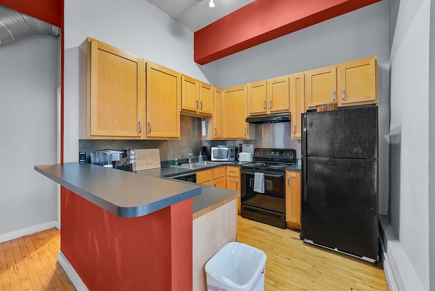 More Photos Of , Saint Louis Multifamily For Sale
