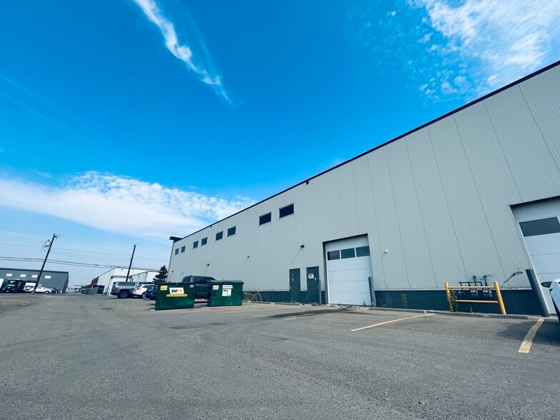 More Photos Of 11350 119 St NW, Edmonton Flex For Sale