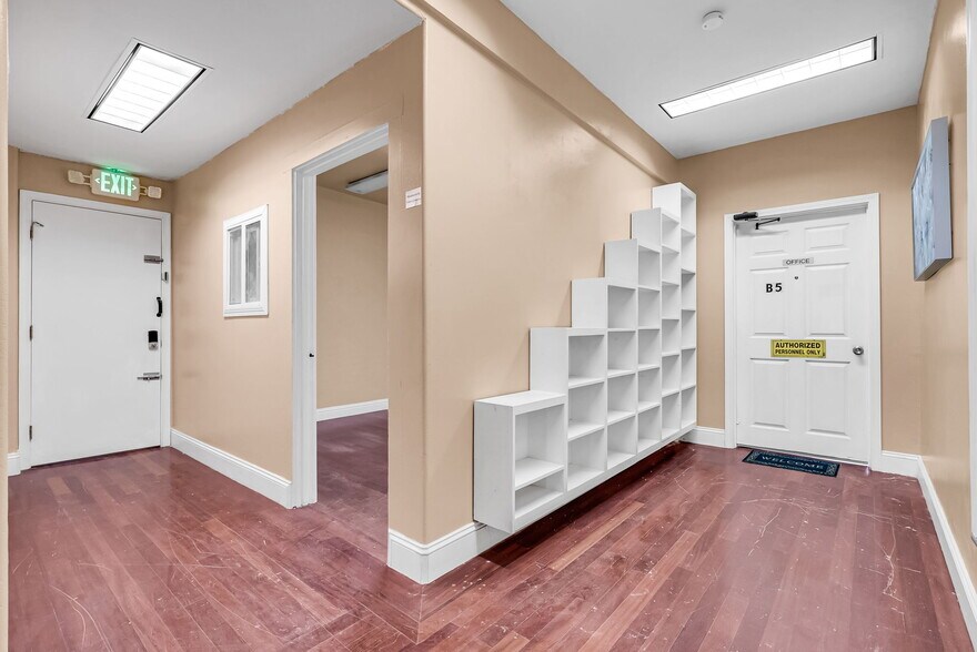 More Photos Of 1029 Tennessee St, Vallejo Storefront For Lease