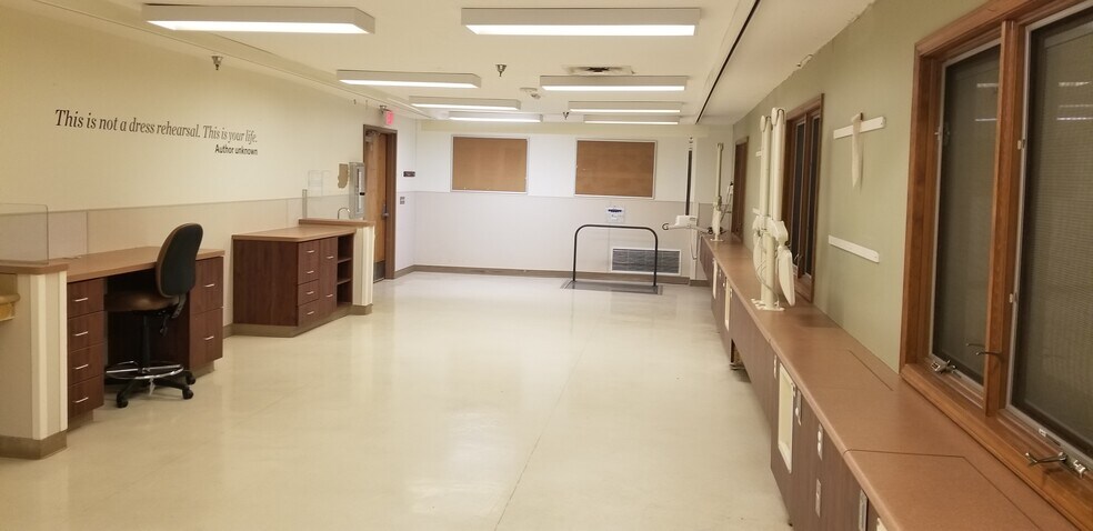 More Photos Of 12110 Holmes Rd, Kansas City Assisted Living For Sale
