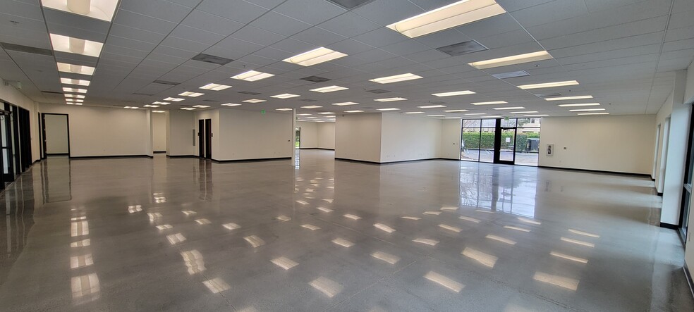 More Photos Of 435 N Whisman Rd, Mountain View Unknown For Lease