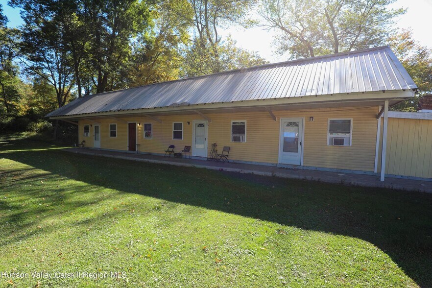 More Photos Of 181 Glenerie Blvd, Saugerties Apartments For Sale