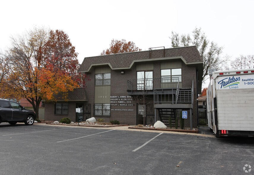 Primary Photo Of 3916 S Lynn Ct, Independence Medical For Lease