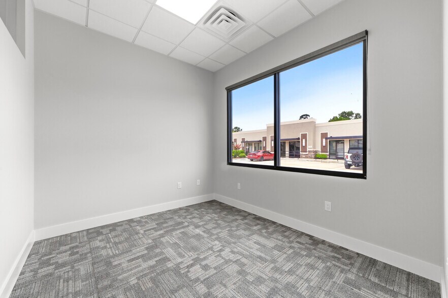 More Photos Of 28809 Hardin Store Rd, Magnolia Office For Lease
