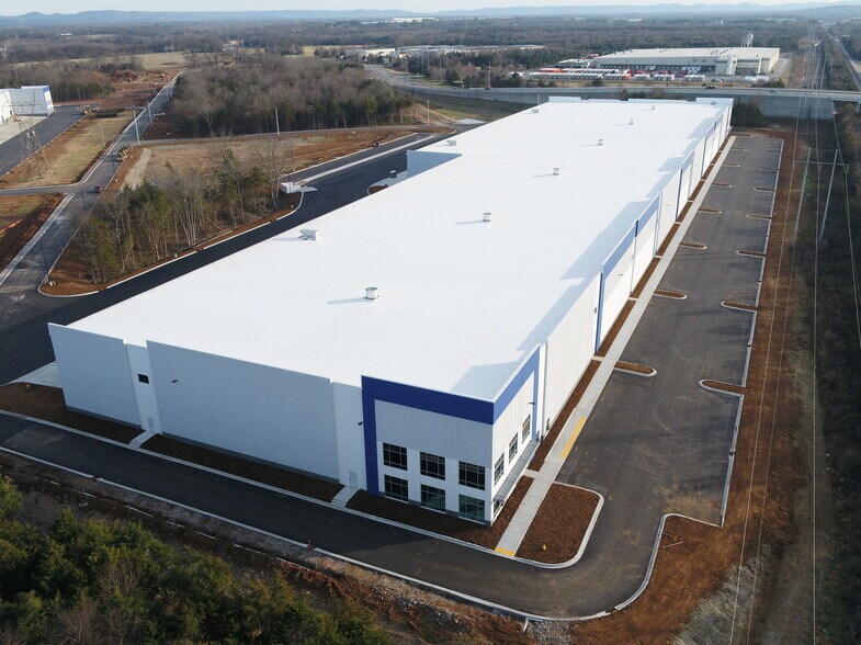 More Photos Of 315 W Rutherford Blvd, Murfreesboro Unknown For Lease