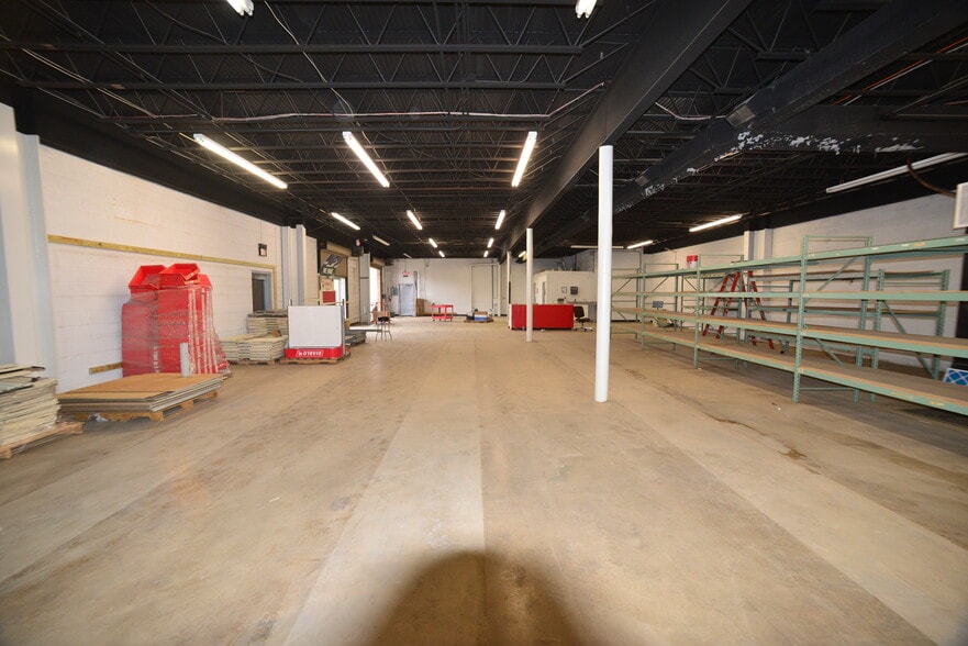 More Photos Of 8012-8022 Centreville Rd, Manassas Park, Manassas Park General Retail For Lease