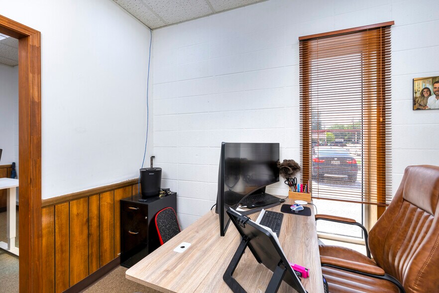 More Photos Of 410 W Liberty St, Sumter Office Residential For Sale