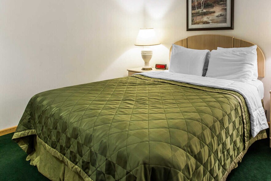 More Photos Of 3710 Meridian St, Bellingham Hospitality For Sale