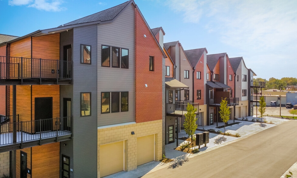 More Photos Of 6115 Nieman Rd, Shawnee Apartments For Sale