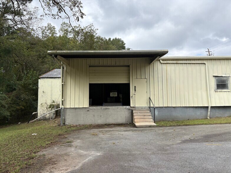 More Photos Of 1190 Highway 77 N, Union Point Industrial For Sale