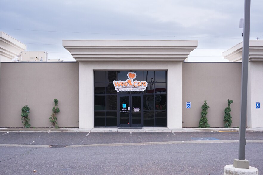 More Photos Of 5682 S 3500 W, Roy Rehabilitation Center For Lease