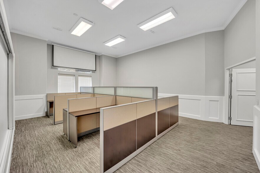 More Photos Of 840 E I-20 Hwy, Arlington Medical For Sale