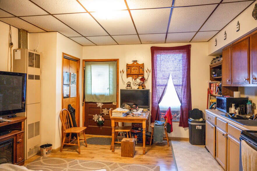 More Photos Of 115 W Pearl St, New Lisbon Apartments For Sale