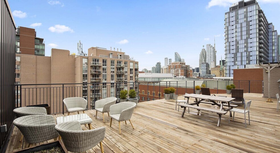 More Photos Of 80 Sherbourne St, Toronto Apartments For Sale