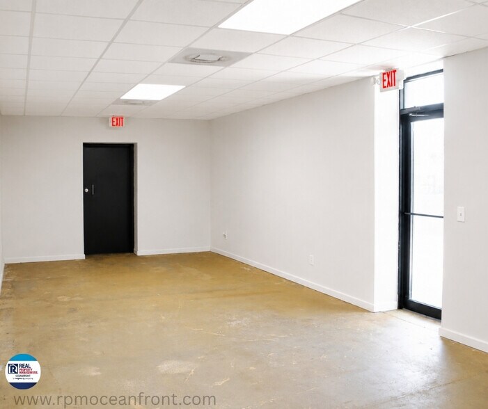 More Photos Of 4100 Fairfield Dr, Pensacola Freestanding For Lease