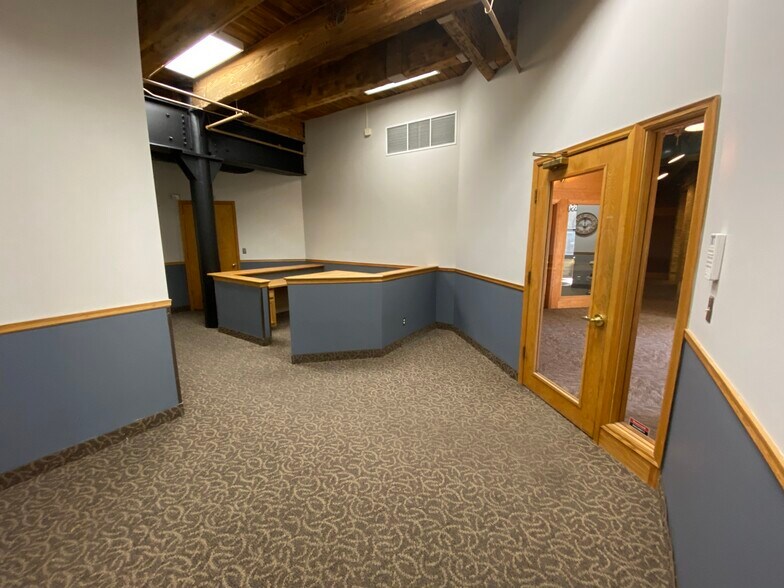 More Photos Of 413 Wacouta St, Saint Paul Office Residential For Lease