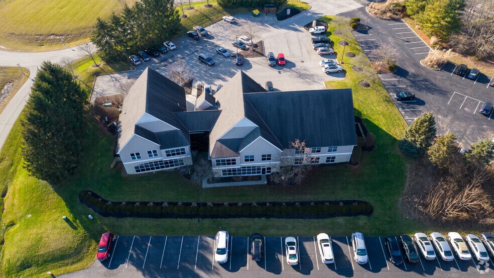 More Photos Of 1460-1466 Manning Pky, Powell Office For Sale