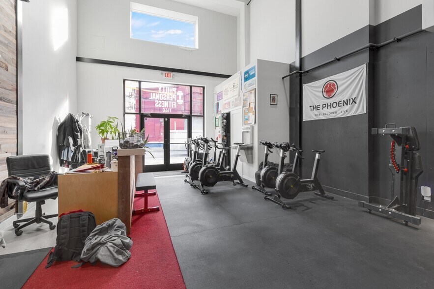More Photos Of 1140 Frankford Ave, Philadelphia Restaurant For Sale