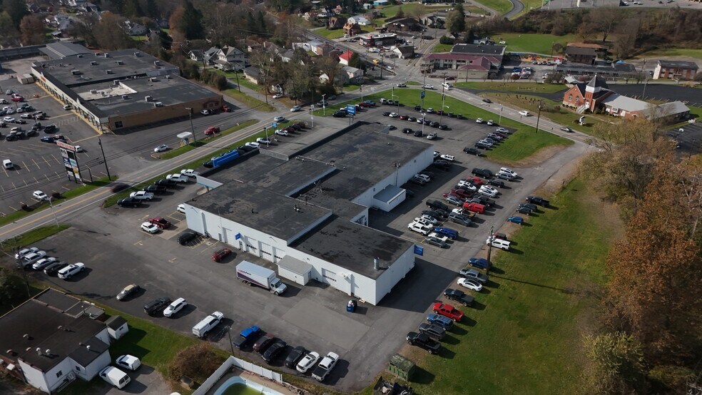 More Photos Of 1229 Country Club Mnr, Fairmont Auto Dealership For Sale