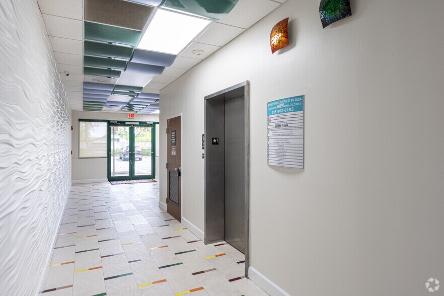 More Photos Of 4577 N Nob Hill Rd, Sunrise Office For Lease