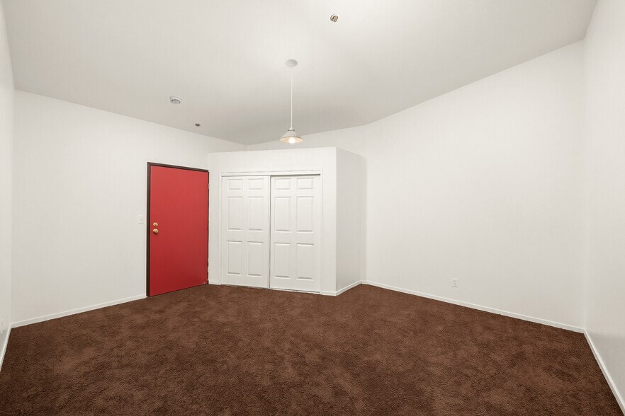 More Photos Of 2104 Mozart St, Los Angeles Apartments For Sale