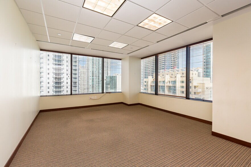 More Photos Of 1200 Brickell Ave, Miami Office For Sale