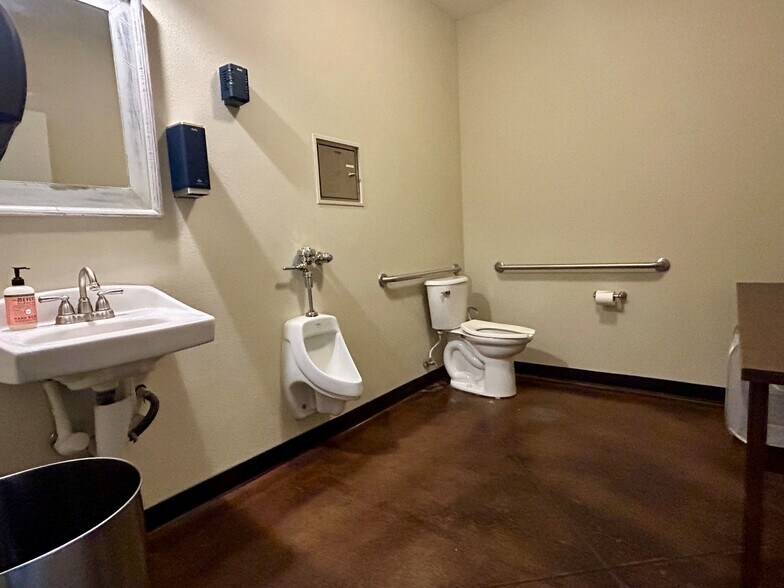 More Photos Of 3419 Caldera Blvd, Midland Medical For Sale