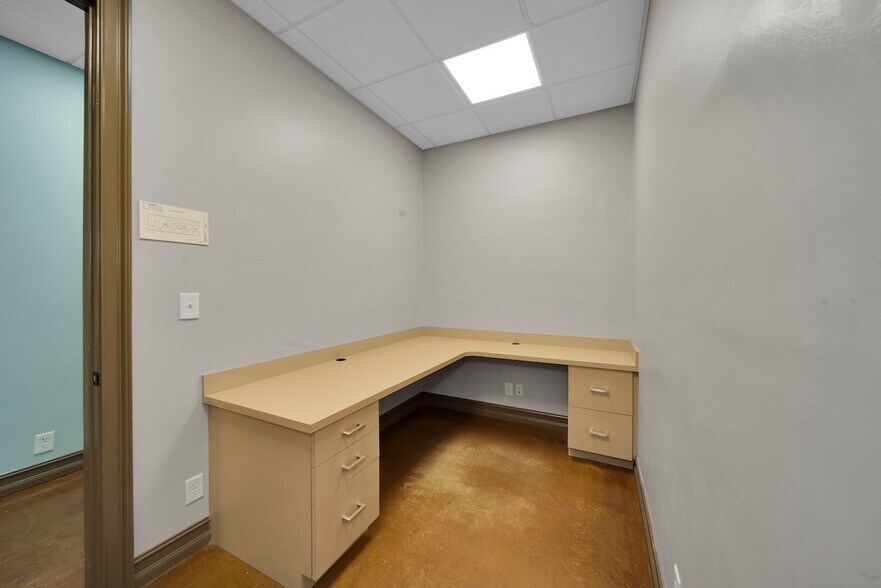 More Photos Of 6061 NE 14th Ave, Fort Lauderdale Medical For Lease