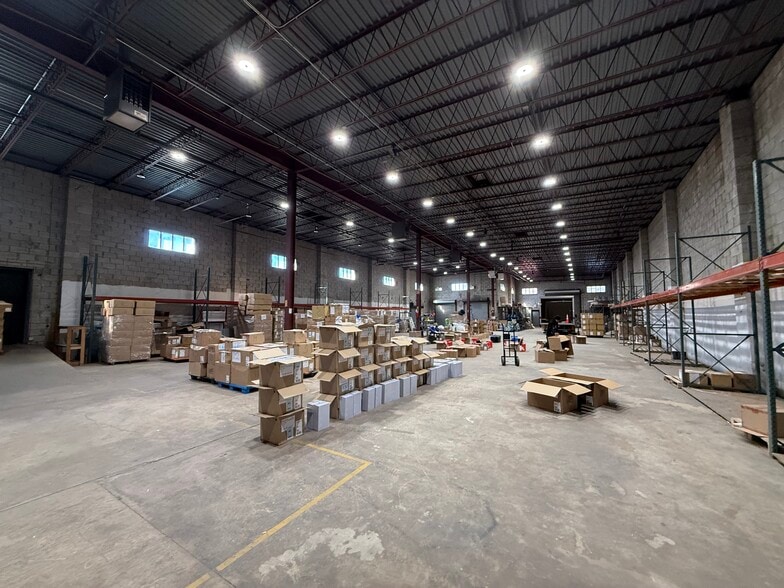 More Photos Of 2250 Urbanowitz Ave, Linden Industrial For Lease