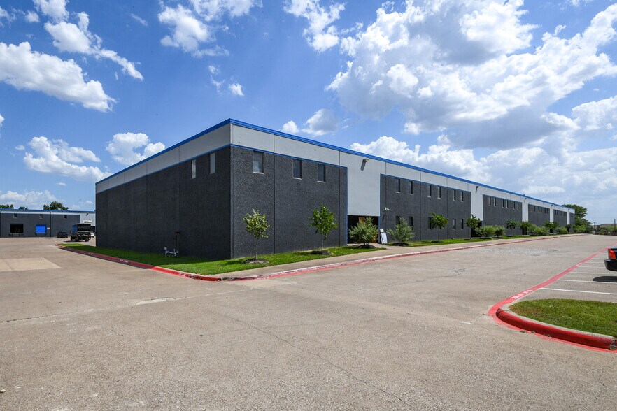 More Photos Of 6420-6428 Wuliger Way, North Richland Hills Unknown For Lease