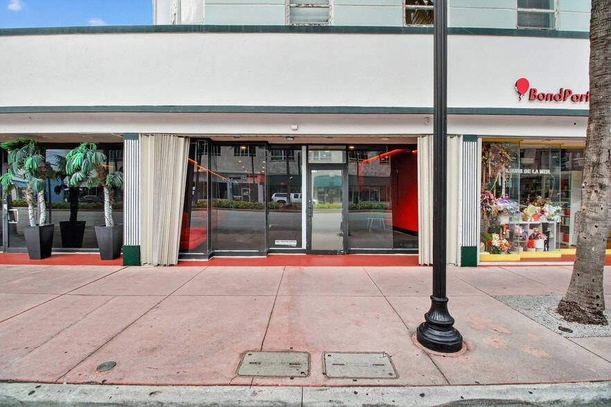 More Photos Of 1220-1220 Washington Ave, Miami Beach Restaurant For Lease
