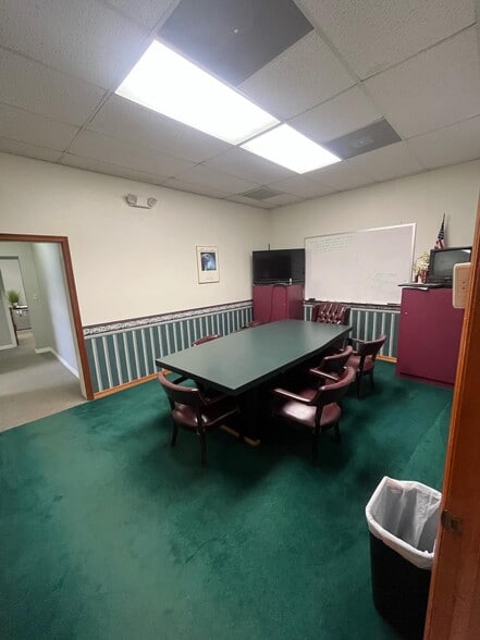 More Photos Of 2935 SE 58th Ave, Ocala Storefront Retail Office For Sale