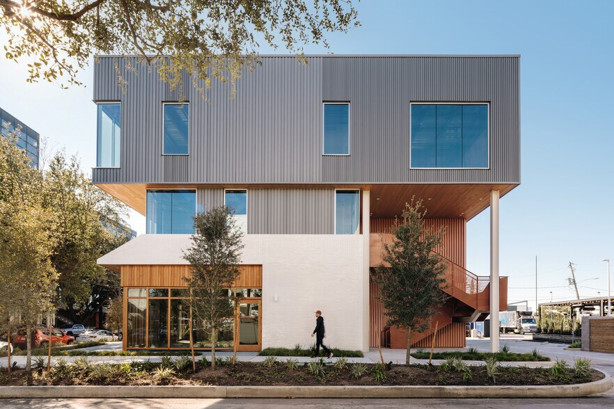 More Photos Of 888 Westheimer Rd, Houston Office For Lease