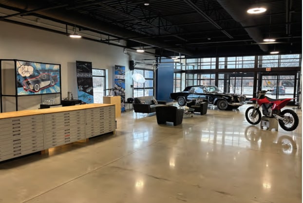 More Photos Of 5400 N 118th Ct, Milwaukee Showroom For Sale