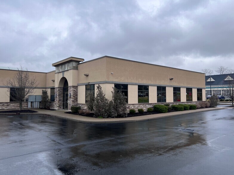 More Photos Of 1065 Ridge Rd, Webster Medical For Lease