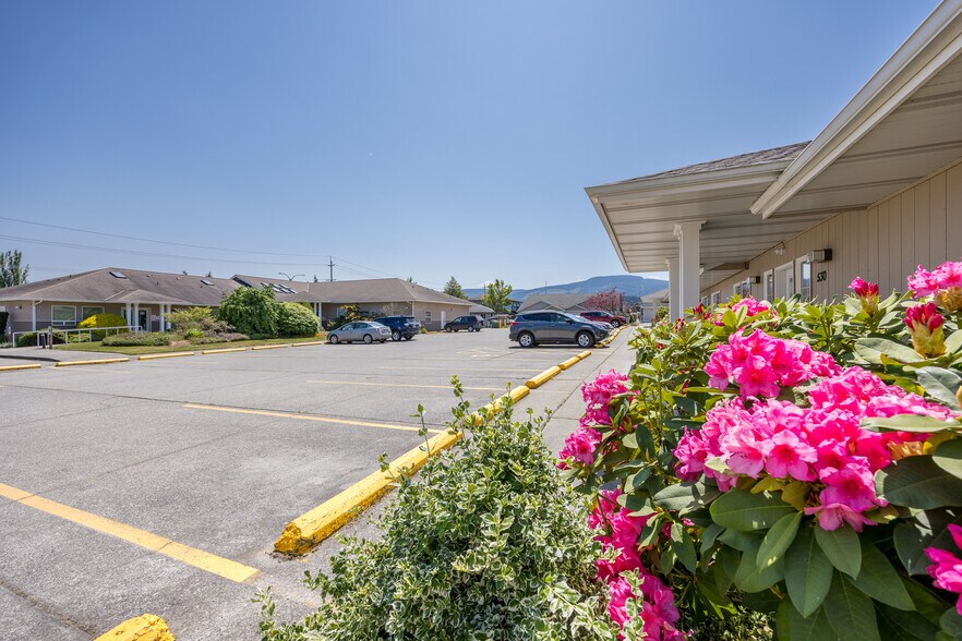 More Photos Of 530 W Fir St, Sequim Medical For Lease