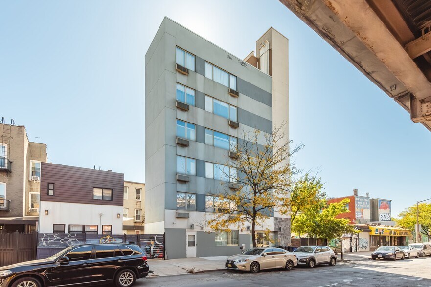 Primary Photo Of 518 Meeker Ave, Brooklyn Apartments For Sale