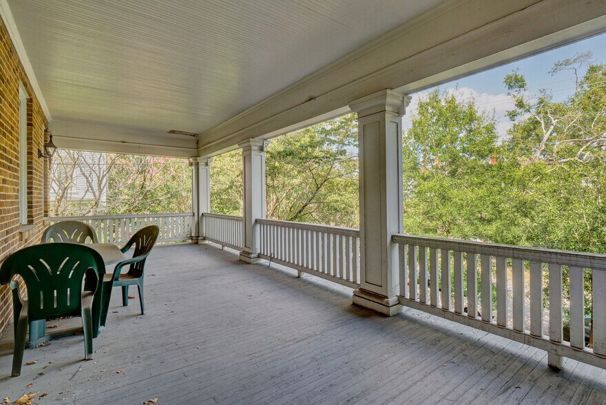 More Photos Of 14 S 5th Ave, Wilmington Office For Sale