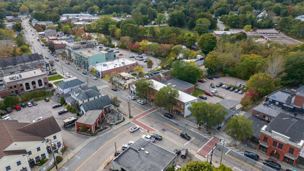 323 Main St, Wakefield, RI 02879 Storefront Retail Residential For