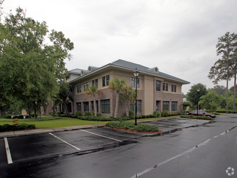 More Photos Of 2 Westbury Park Way, Bluffton Office For Lease