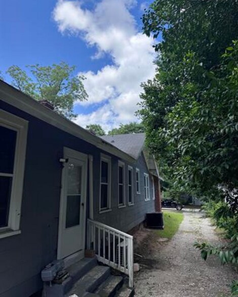 More Photos Of 4017 Ensor Ave, Columbia Multifamily For Sale