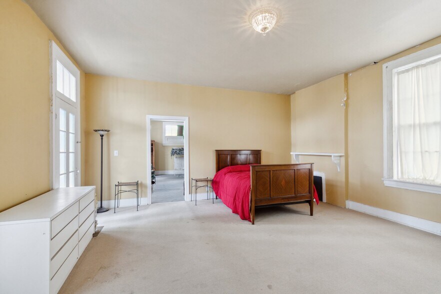 More Photos Of 1410 Jackson Ave, New Orleans Lodge Meeting Hall For Sale