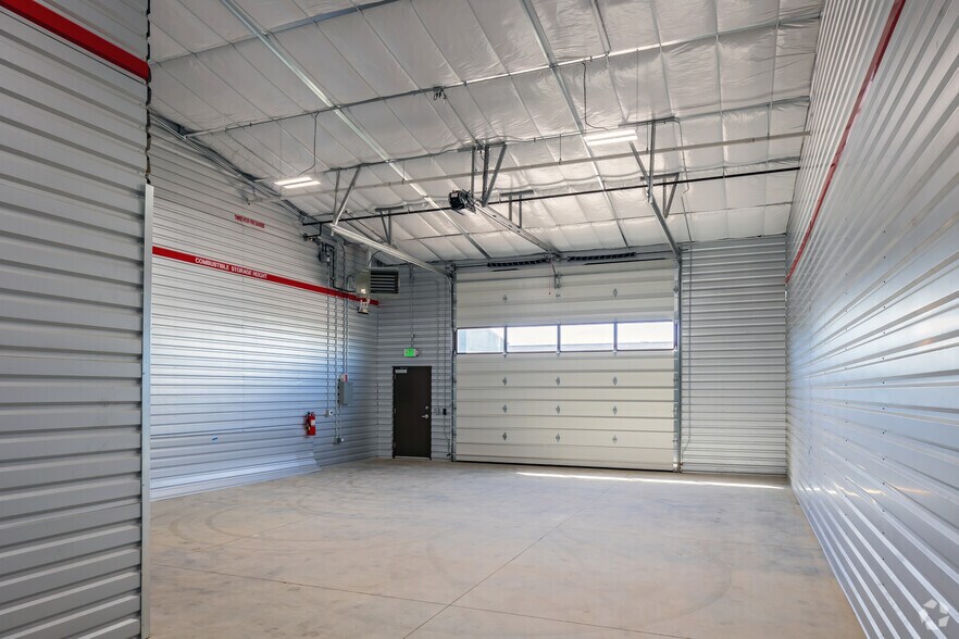 More Photos Of 9658 Havana St, Commerce City Warehouse For Sale