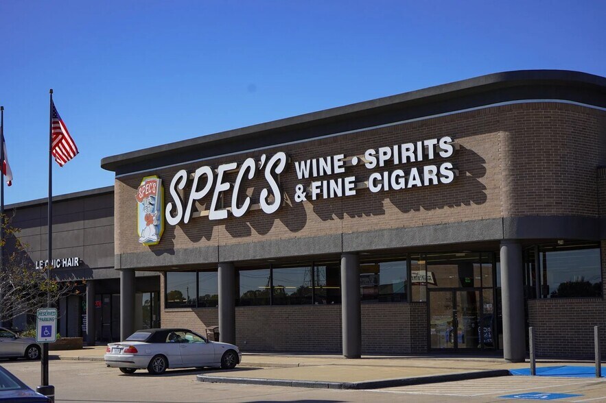 More Photos Of 9404-9478 S Hwy 6, Houston Unknown For Lease