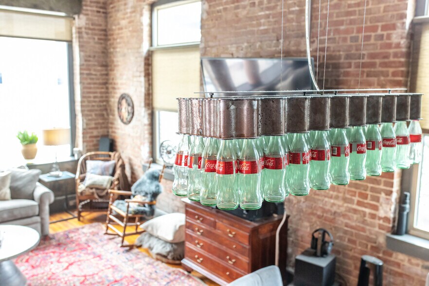 More Photos Of 112 18th St N, Birmingham Storefront For Sale