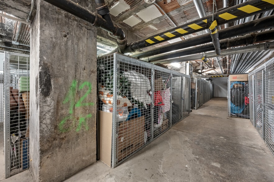 More Photos Of 4659 S Drexel Blvd, Chicago Apartments For Sale