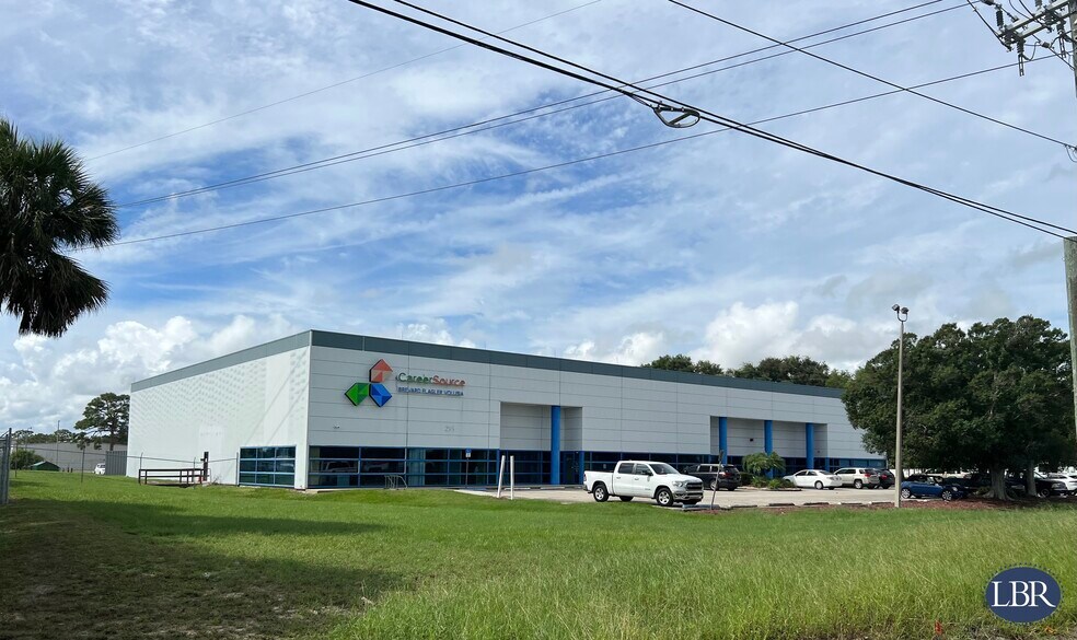 More Photos Of 295 Barnes Blvd, Rockledge Office For Lease