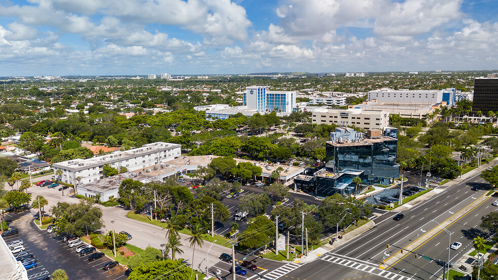 Primary Photo Of 6201 N Federal Hwy, Fort Lauderdale Unknown For Lease