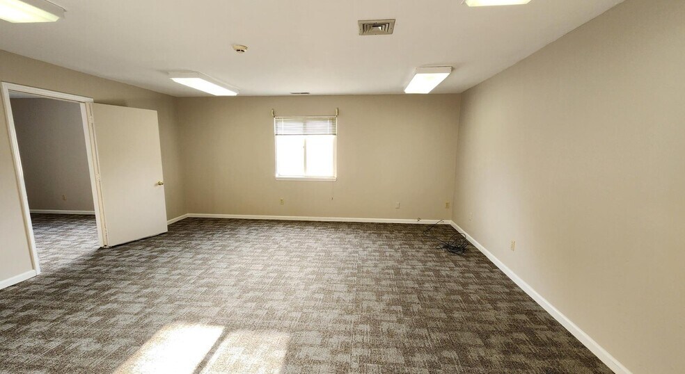 More Photos Of 253 Route 202, Somers Township Freestanding For Lease