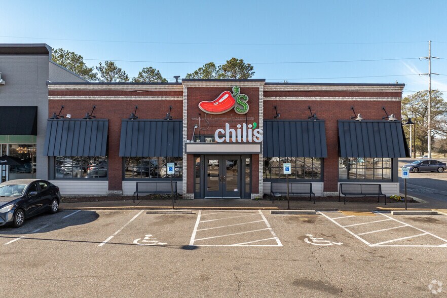 More Photos Of 4609-4637 Poplar Ave, Memphis Unknown For Sale